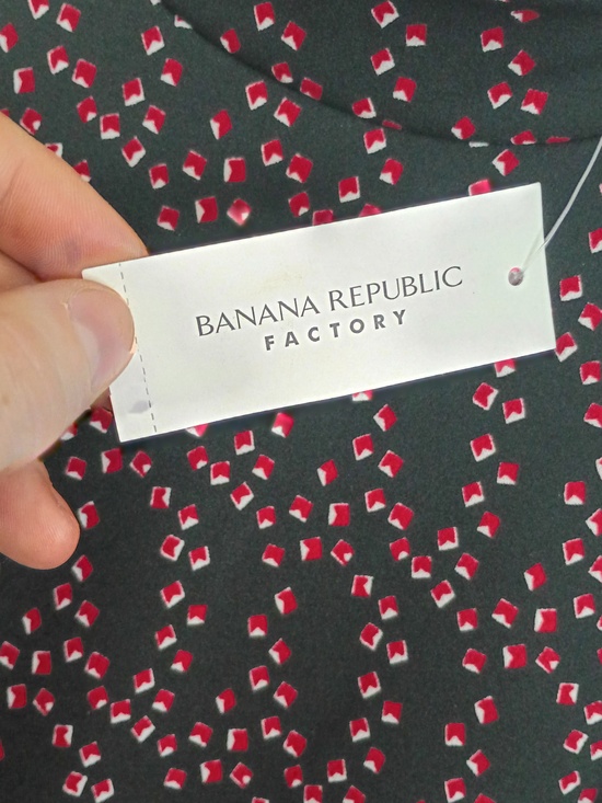 Banana Republic Black Sleeveless Mock Neck Top with Pink Dot Print - Picture 2 of 3